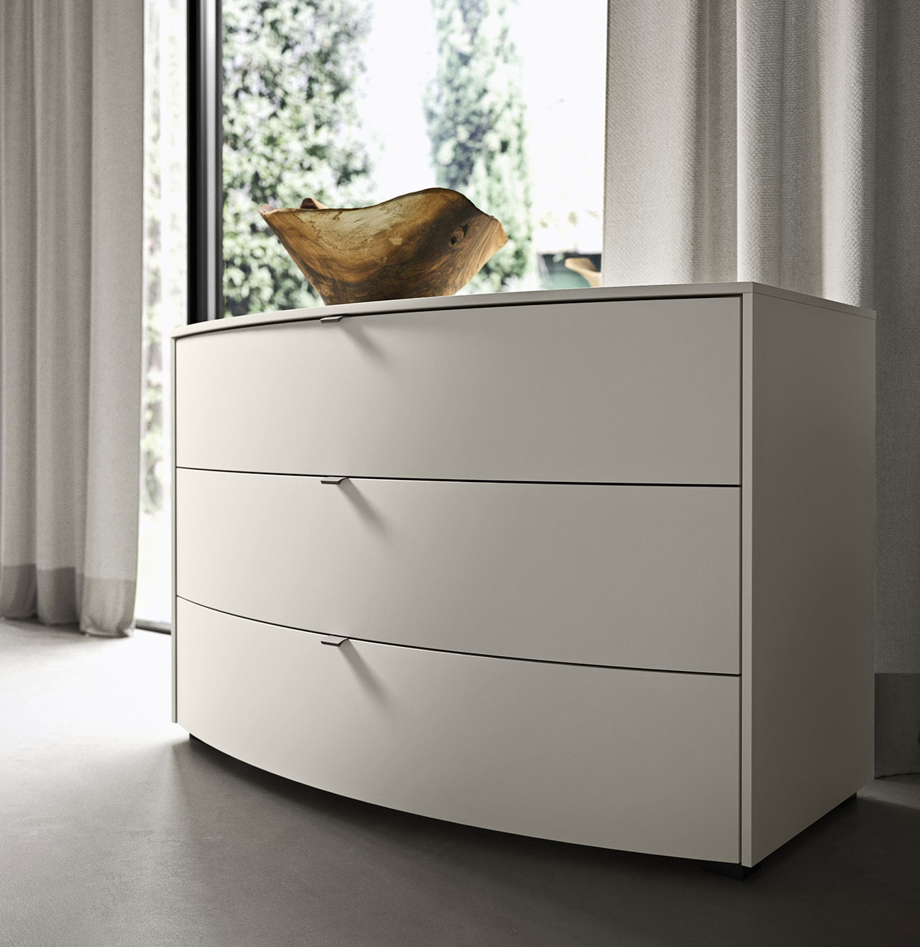 classy drawer units, bedsides and chests of drawers